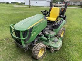 2013 John Deere 1025R