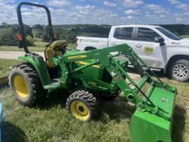 2017 John Deere 3025E