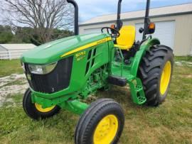 2020 John Deere 5075E