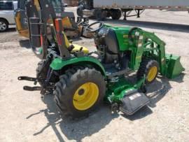 2015 John Deere 2025R