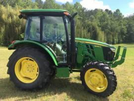 2022 John Deere 5065E