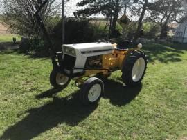 1973 International 154 Cub Lo Boy 2WD Tractor