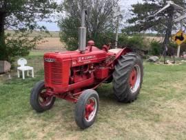 1952 International McCormick Standard W4 2WD Tractor