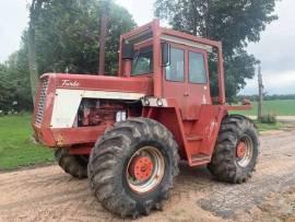 1975 International 4166 4WD Tractor