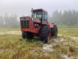 International 4786 4WD Tractor