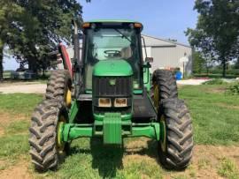 2010 John Deere 7230