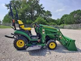 2015 John Deere 1025R