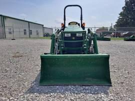 2015 John Deere 1025R