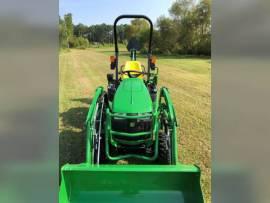 2022 John Deere 1025R