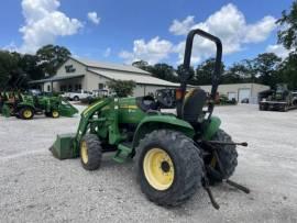 2011 John Deere 3720