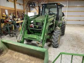 2018 John Deere 5085E