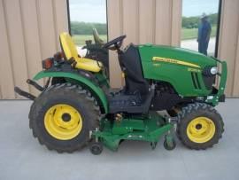 2015 John Deere 2025R