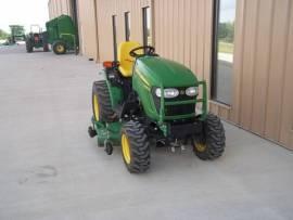 2015 John Deere 2025R