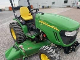 2010 John Deere 2520-CUT