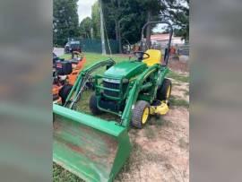 2006 John Deere 2305