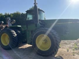 John Deere 8760