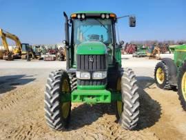 2004 John Deere 7520