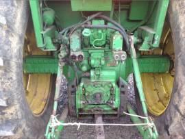 John Deere 4430