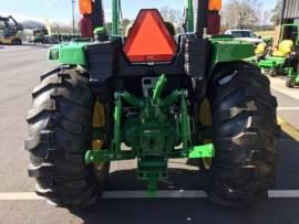 2022 John Deere 4052M