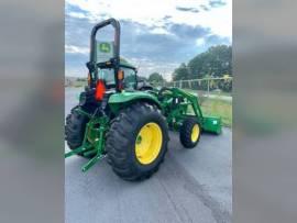 2022 John Deere 4052M