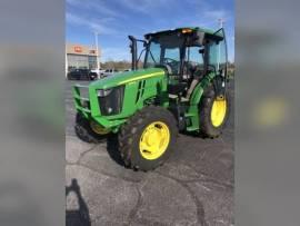 John Deere 5115M