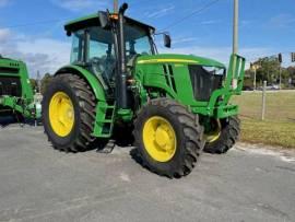 2021 John Deere 6105E