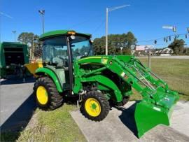 2022 John Deere 3046R