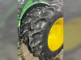 2005 John Deere 8420