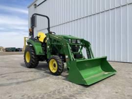 2019 John Deere 2032R