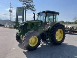 2022 John Deere 6120E