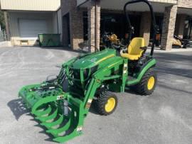 2022 John Deere 1025R