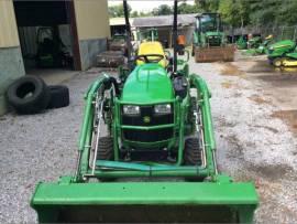 2019 John Deere 1025R