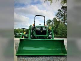 2022 John Deere 3038E