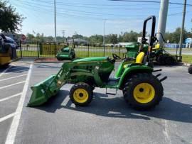 2022 John Deere 3032E