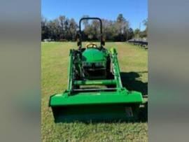 2022 John Deere 3032E