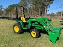 2022 John Deere 3032E