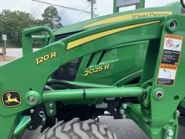 2022 John Deere 2025R