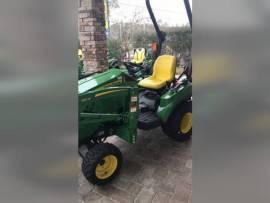 2022 John Deere 1023E