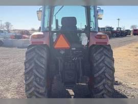 2008 Kubota M7040HDC