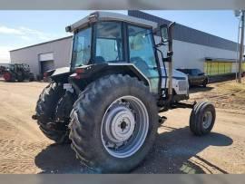 1998 AGCO White 6810