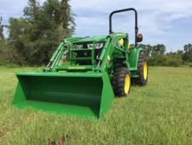 2022 John Deere 3033R