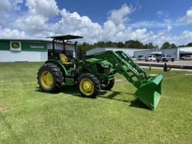 2017 John Deere 5055E