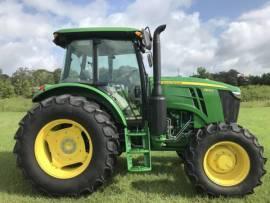 2022 John Deere 6105E