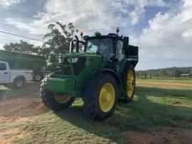 2019 John Deere 6215R