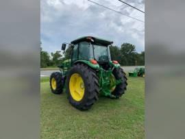 2022 John Deere 6120E