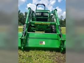 2022 John Deere 4052M