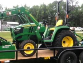 2022 John Deere 3032E