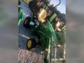 2022 John Deere 1025R