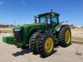 2016 John Deere 8320R