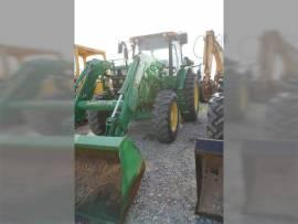 John Deere 6105D